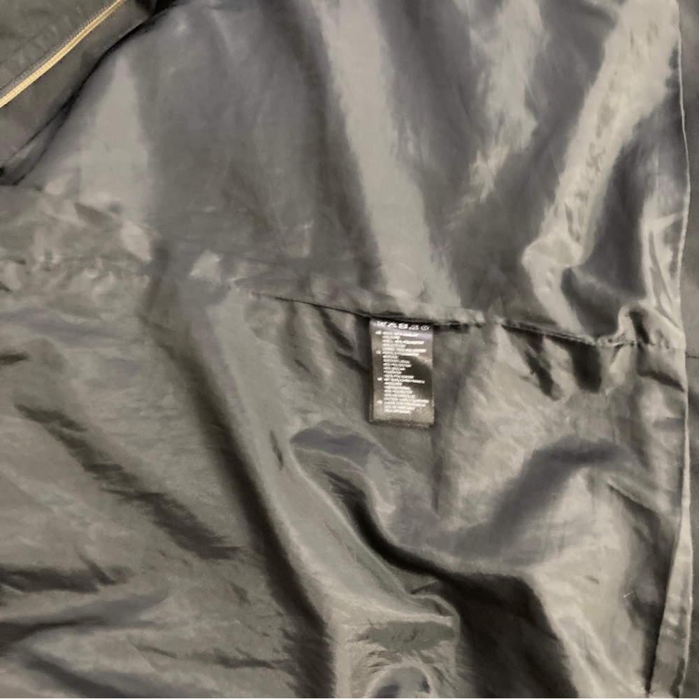 H&M Coat Jacket Women Sz 12 Pockets Lined Black pleated - Picture 13 of 14